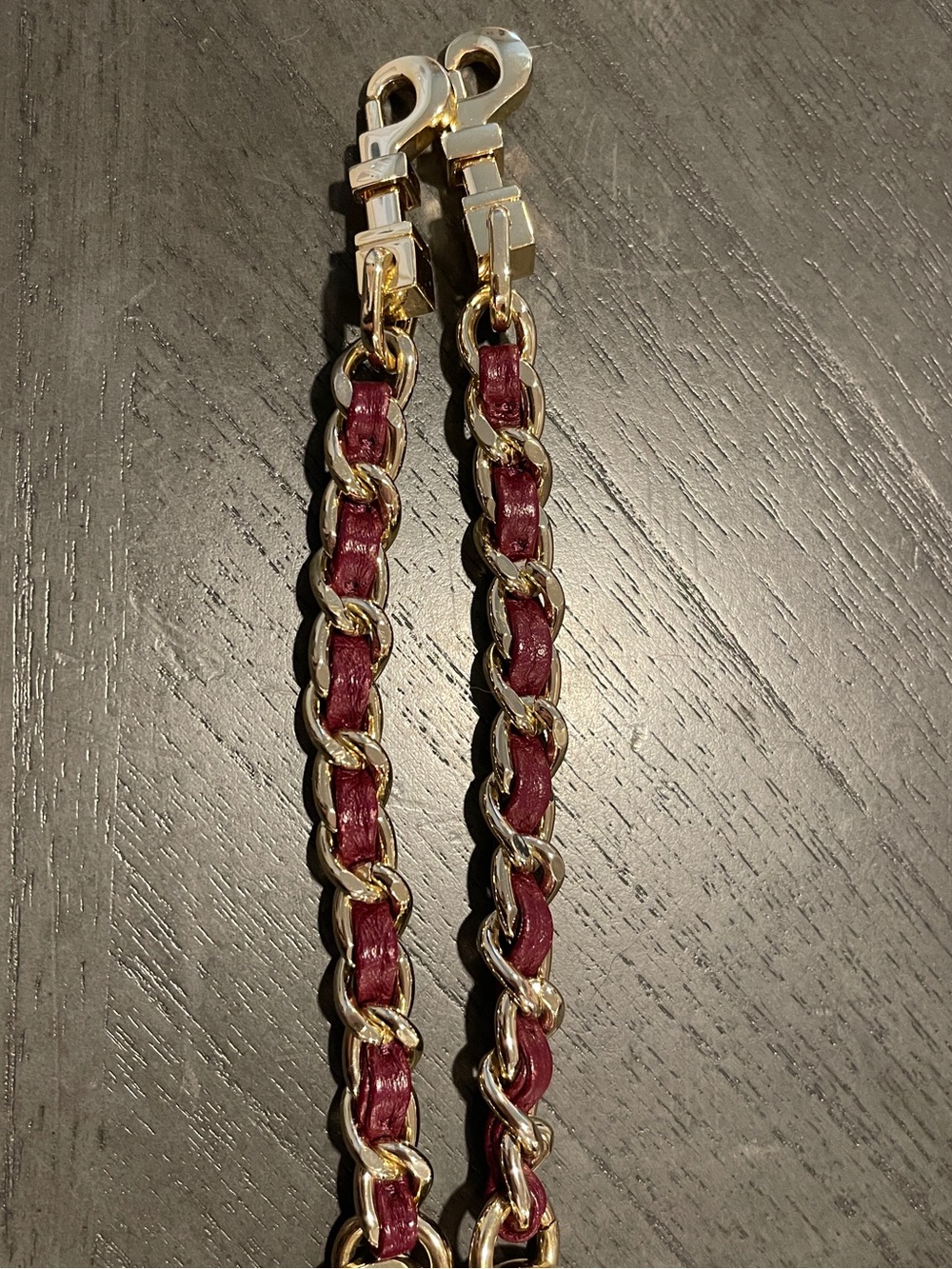 EUC Tory Burch Quilted Burgundy Crossbody Bag with Gold Logo - Picture 10 of 10